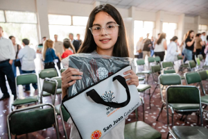 Diputados aprobó una nueva adenda para sumar 50.000 computadoras al sistema educativo provincial
